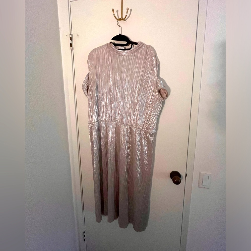 Size 20 ASOS Curve plisse Champagne colored dress